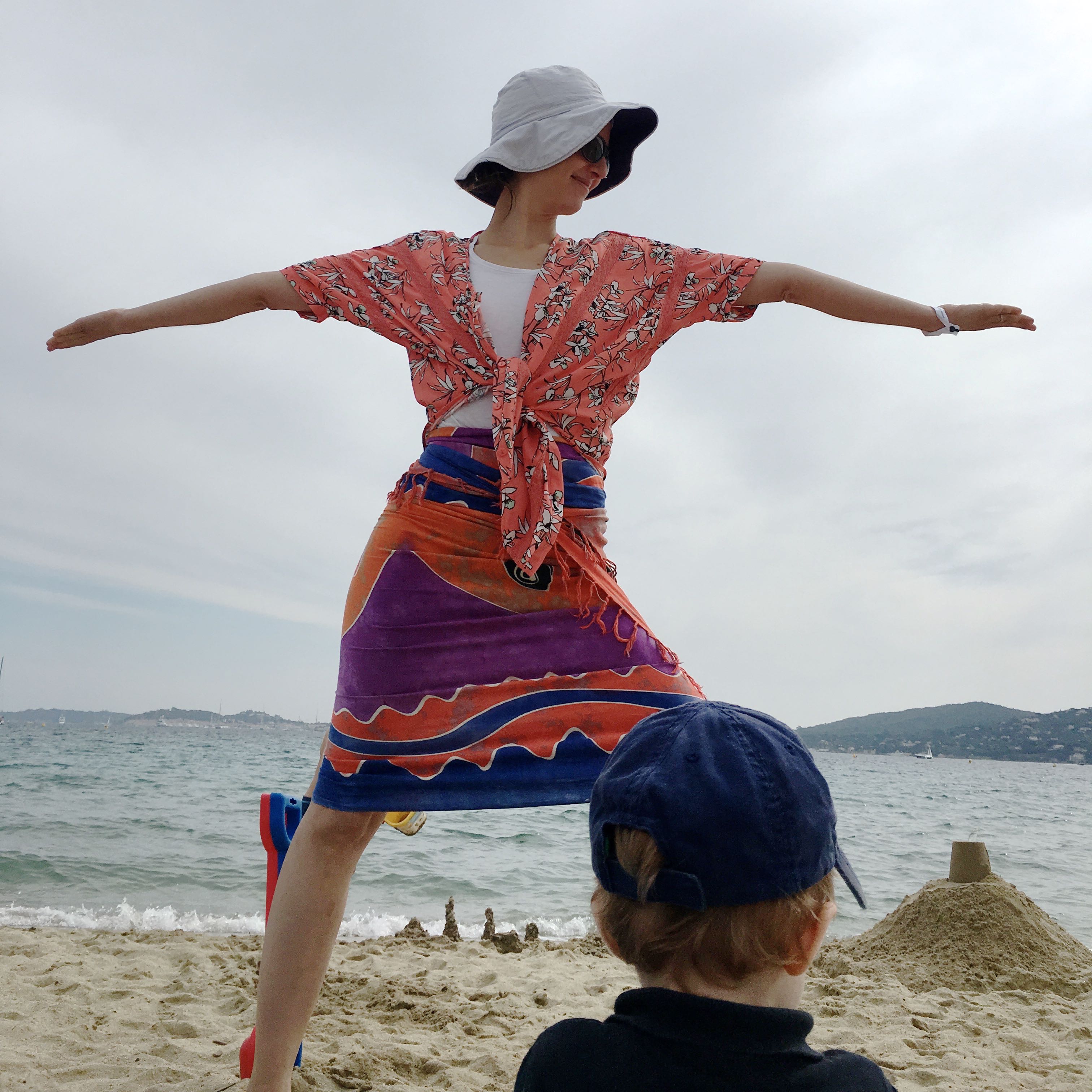Lotte am Strand mit Kind